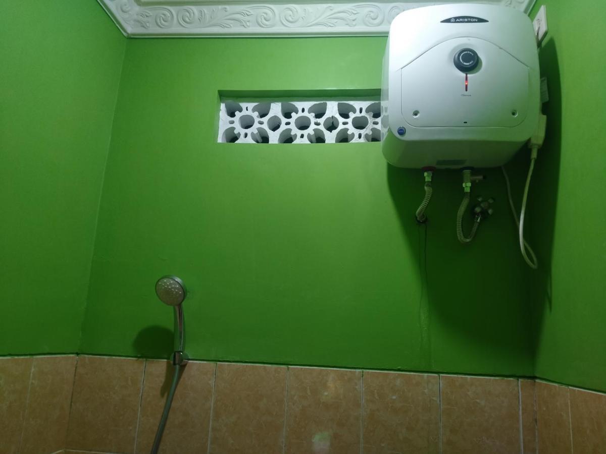 Villa Batu Tua Puncak Mitra Reddoorz Богор Екстер'єр фото