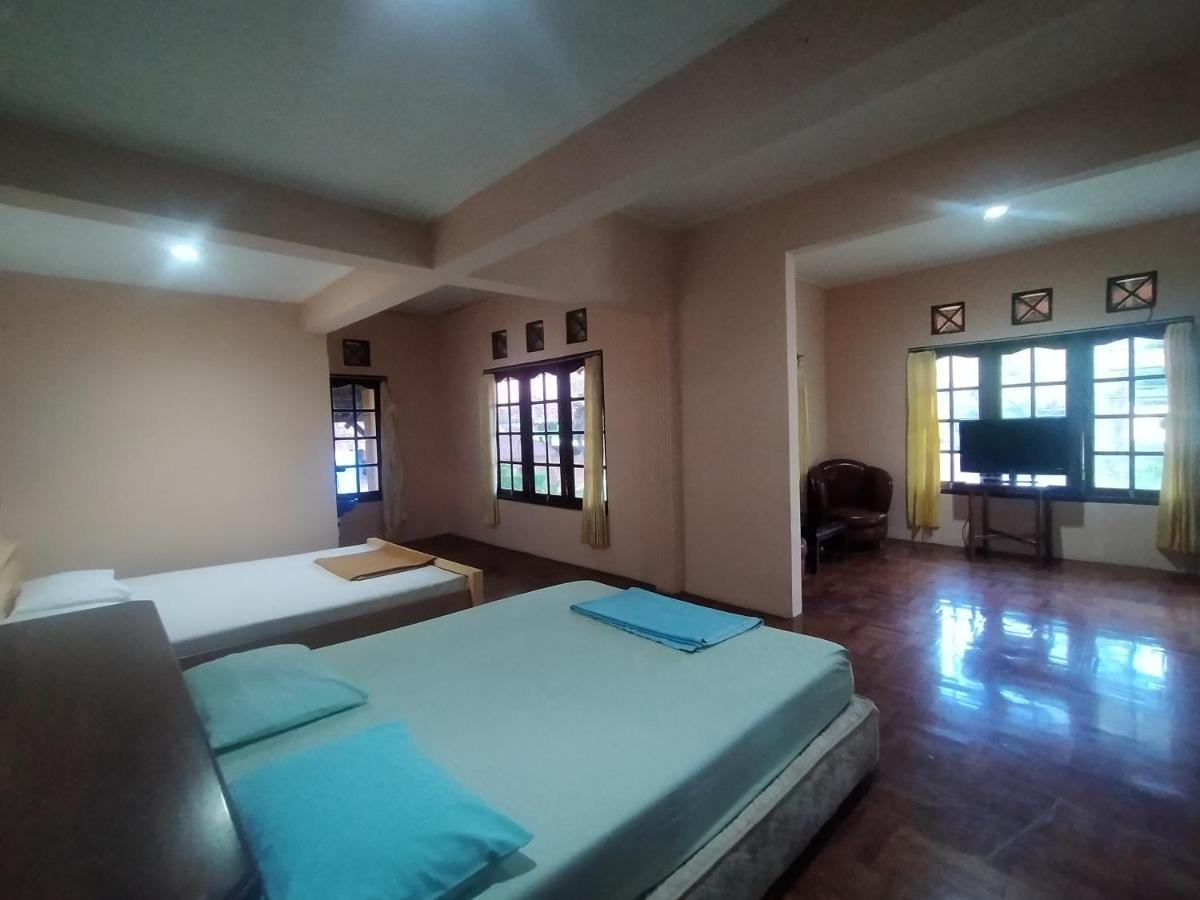 Villa Batu Tua Puncak Mitra Reddoorz Богор Екстер'єр фото